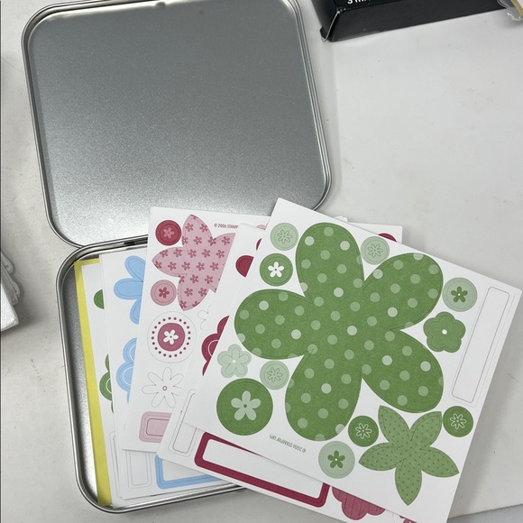 ARTS AND CRAFT BUNDLE Canvases Glitter Wash Markers Pencils Stickers Beads Bag - Picture 6 of 11